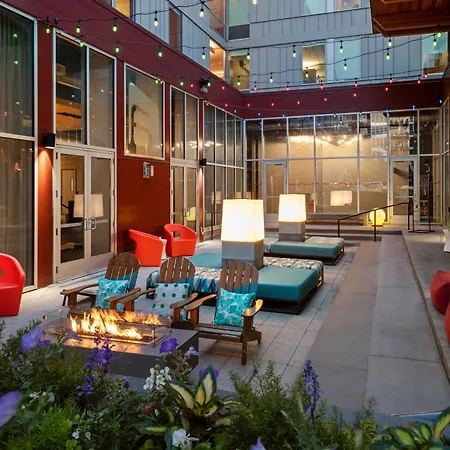 Aloft By Marriott Minneapolis-3