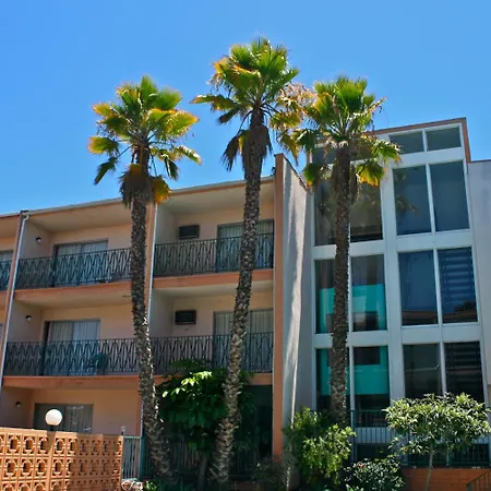 Royal Century Hotel At Lax-3