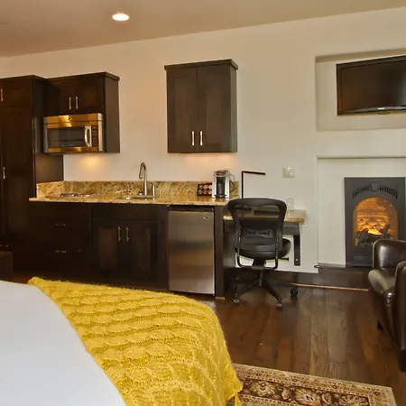 Columbia Cliff Villas-2