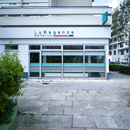 La Regence-2