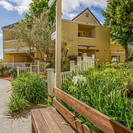 Quality Inn & Suites Capitola By The Sea-3