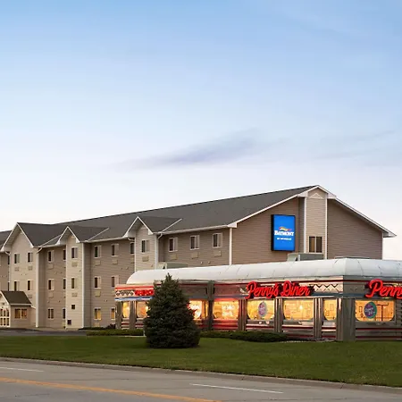 Baymont By Wyndham Fremont-2
