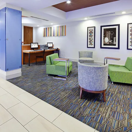 Holiday Inn Express & Suites Clovis Fresno Area By Ihg-2
