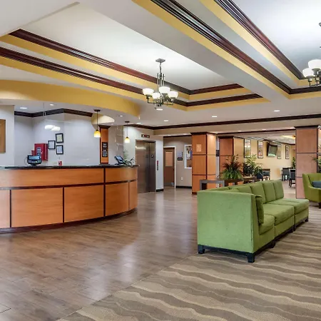 Comfort Suites Vicksburg-3