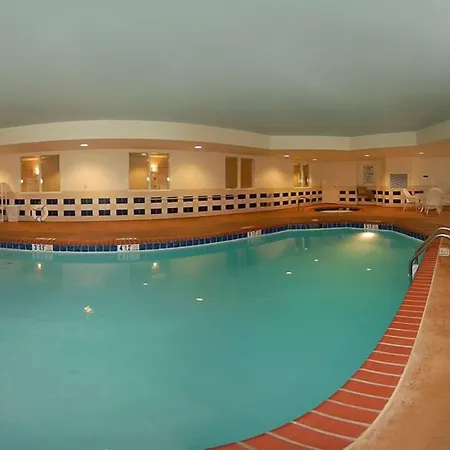 Comfort Suites Near Hot Springs Park-3