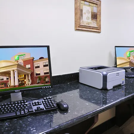 Holiday Inn Express & Suites Sealy By Ihg-3