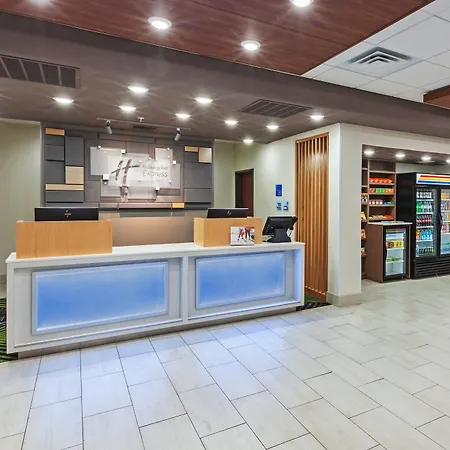 Holiday Inn Express & Suites Sealy By Ihg-2