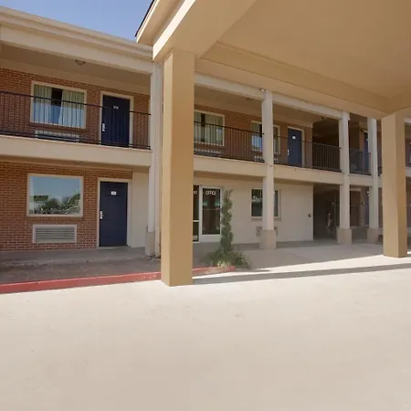 Americas Best Value Inn Waco - Franklin Avenue-3