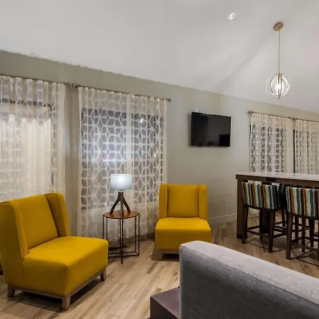 Best Western Hampshire Inn & Suites-3