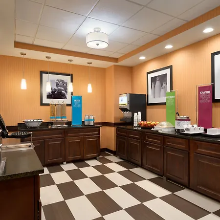 Hampton Inn & Suites Birmingham Airport Area-3