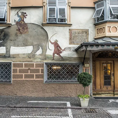 Hotel Elephant-2