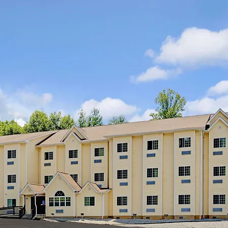 Microtel Inn & Suites By Wyndham Bryson City-2