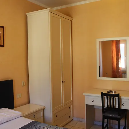 Hotel Le Rose-2