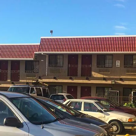 Crown Lodge Motel-3