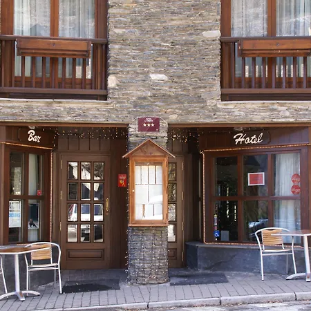 Hotel L'Ermita B&B-3