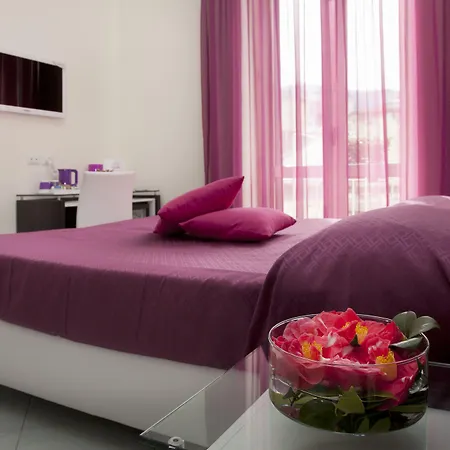 Sorrento Flats-2