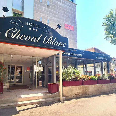 Le Cheval Blanc-2