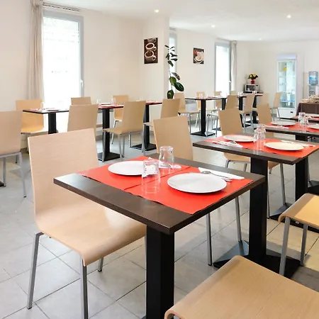 Sejours & Affaires Rennes Villa Camilla-2