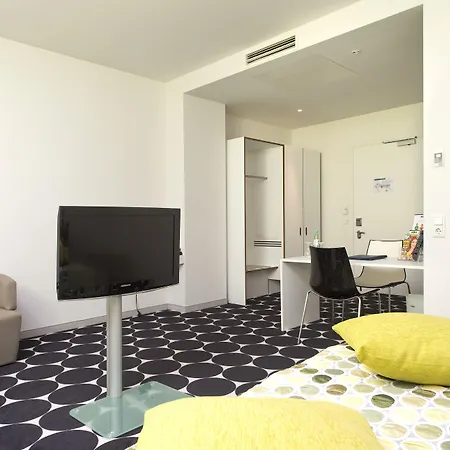 Tryp By Wyndham Frankfurt-3