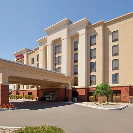 Hampton Inn & Suites Plattsburgh-3