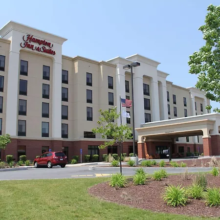 Hampton Inn & Suites Plattsburgh-2
