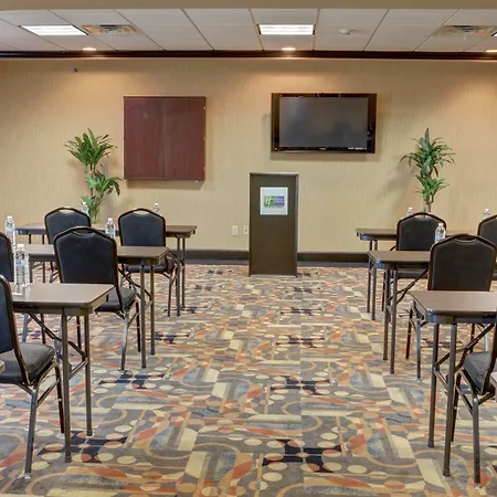 Holiday Inn Express Hotel & Suites Texarkana East By Ihg-3