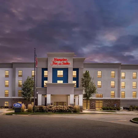 Hampton Inn & Suites Canton-3