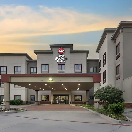 Best Western Plus Texoma Hotel & Suites-2
