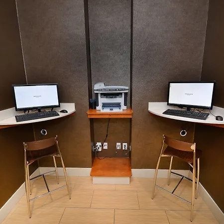 Springhill Suites By Marriott Grand Forks-2