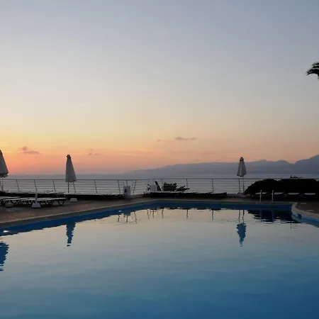 Hersonissos Village Hotel & Bungalows-2