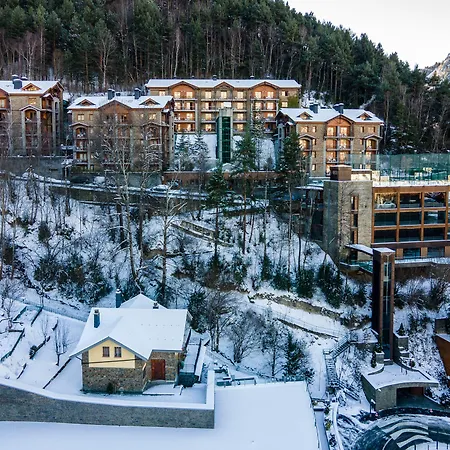 Aparthotel Anyospark Mountain & Wellness Resort-3