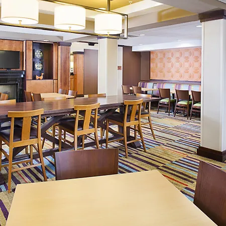 Fairfield Inn & Suites By Marriott Jonesboro-3