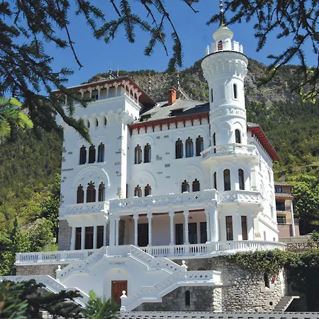 Résidence Château des Magnans by Nevesol-2