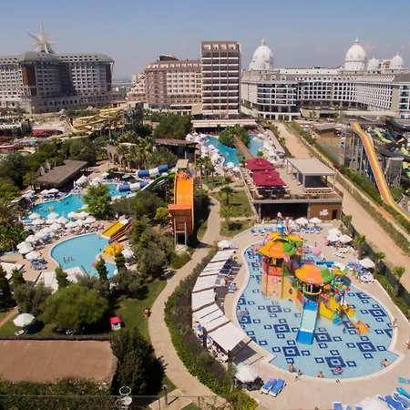 Saturn Palace Resort-3