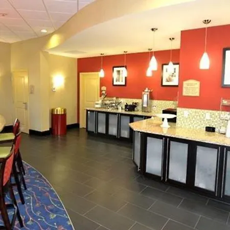 Comfort Suites Jackson I-40-3