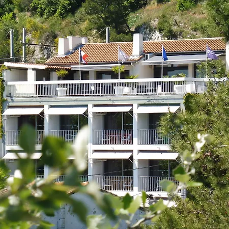 Cit'Hôtel Oasis d'Avignon-2