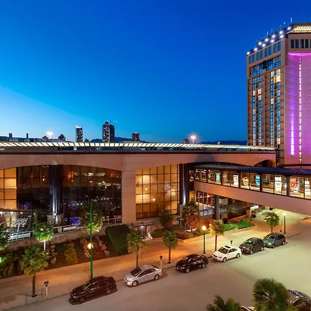 Delta Hotels By Marriott Burnaby Conference Centre-3