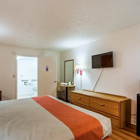 Motel 6-Perry, Ga-2