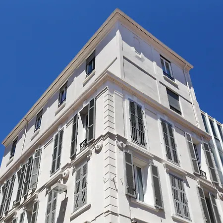 Hôtel P.L.M.-2