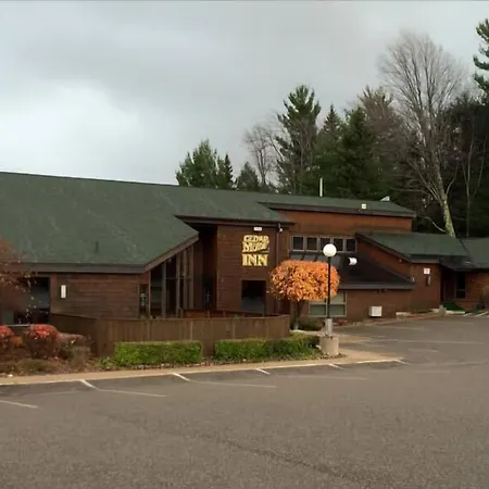 Cedar Motor Inn-2