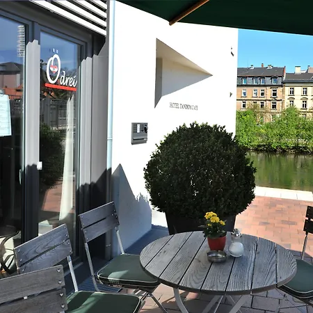 Tandem Hotel-2