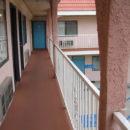 Royal Inn Motel Long Beach-2
