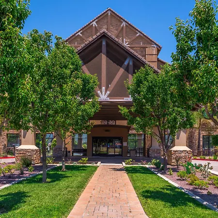 Springhill Suites Temecula Valley Wine Country-2