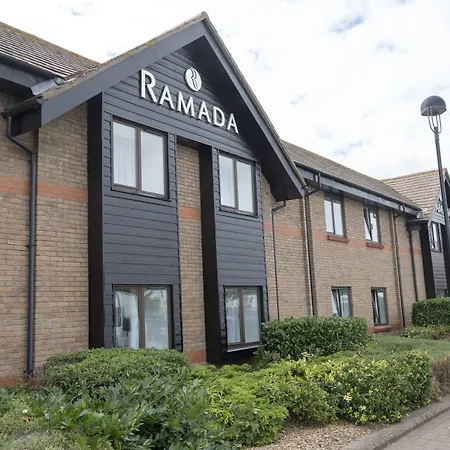 Ramada Cambridge-3