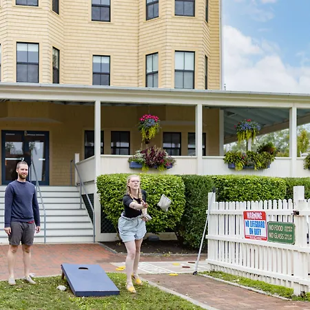 Colonial Inn-3