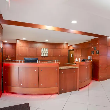 Best Western Plus Flowood Inn & Suites-3