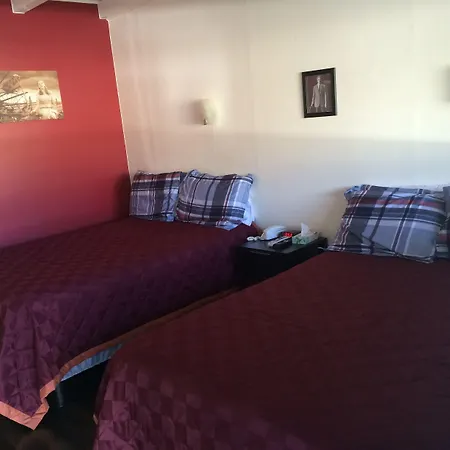 Highlander Motel-3