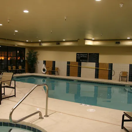 Hampton Inn And Suites Pueblo/North-2