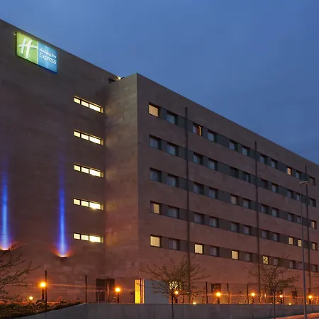 Holiday Inn Express Sant Cugat By Ihg-2