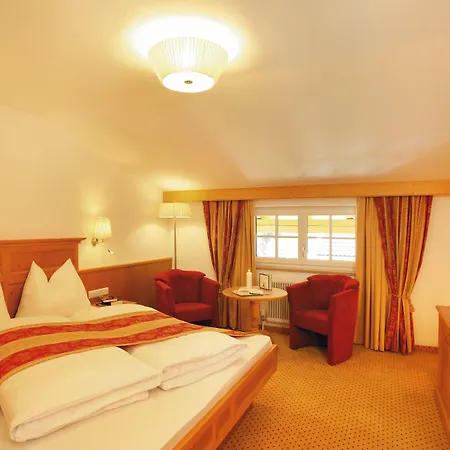 Alpenherz Hotel Garni-2
